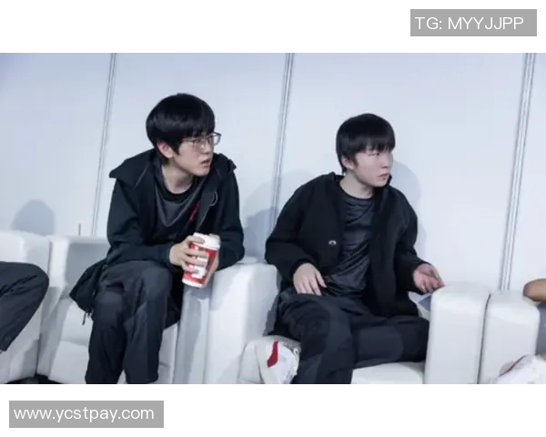 CFLC冠军争夺战即将开启各队全力以赴争夺荣耀与奖杯